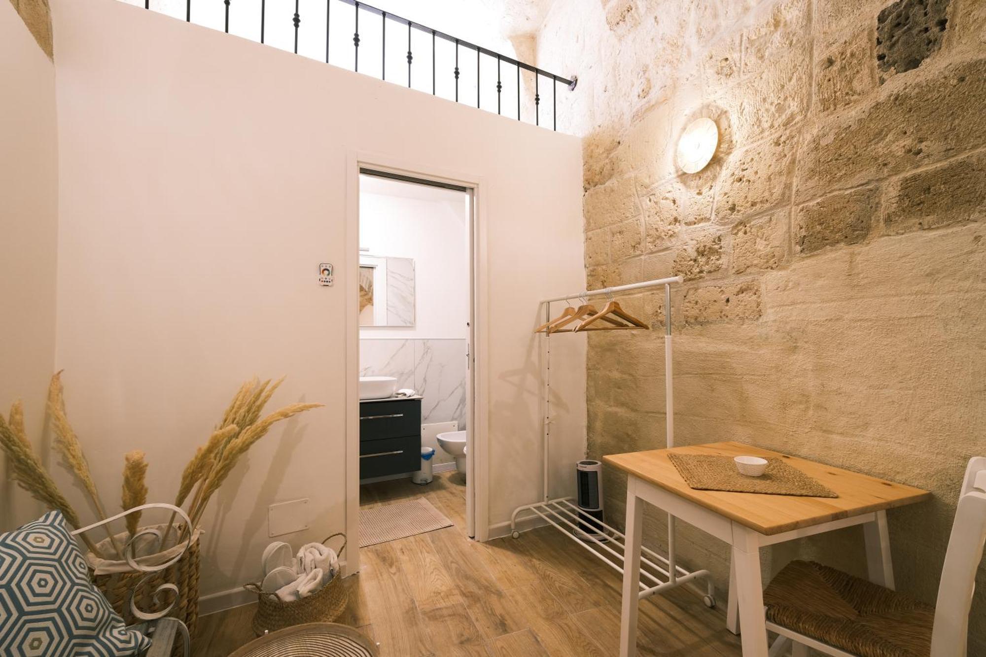 Mary House Daire Bari Dış mekan fotoğraf